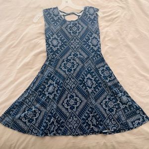 Childrens Place size 10/12 summer dress